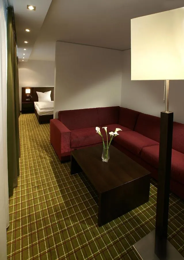 Feringapark Hotel Unterföhring 4*,